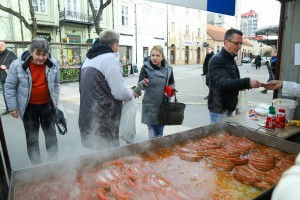 Promocija "Turijske kobasicijade" i uručenje donacije za Narodnu kuhinju Crvenog krsta