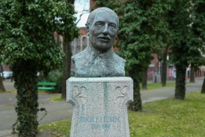 Polaganje venaca na bistu Ferenca Rajhla