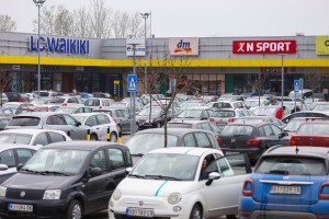 "STOP SHOP" - program u okviru proslave osam godina postojanja