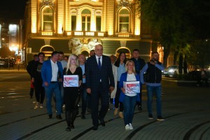 Predaja potpisa podrške subotičkog SNS-a za lokalne izbore