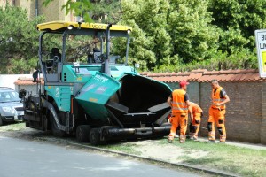 Obilazak radova na asfaltiranju Ulice Dinka Šimunovića
