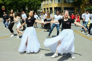 Ples maturanata na Trgu