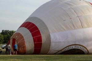 Let balonom iznad ergele "Kelebija"