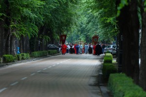 Svečanom litijom kroz grad danas je obeležen Spasovdan