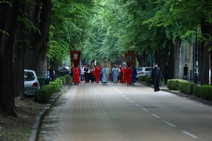 Svečanom litijom kroz grad danas je obeležen Spasovdan