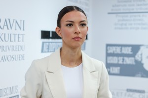 Predavanje na temu “Službena upotreba jezika i pisma u postupku”