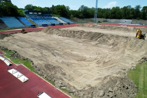 Postavljanje hibridne podloge na glavnom terenu Gradskog stadiona
