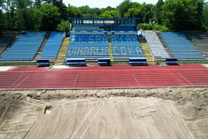 Postavljanje hibridne podloge na glavnom terenu Gradskog stadiona