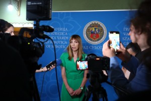 Tribina "Kako se prijaviti za subvencije za zamenu stolarije, izolacije, fasade, solarne panele"