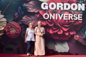 Proslava kompanije "Gordon Oniverse" - album 1