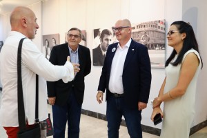 Otvaranje izložbe „Bata u 90 slika“