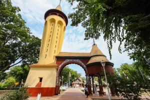 Premijerka APV Gojković, predsednik Skupštine APV Juhas i gradonačelnik Subotice Bakić u obilasku Vodotornja