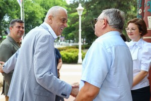 Premijerka APV Gojković, predsednik Skupštine APV Juhas i gradonačelnik Subotice Bakić u obilasku Vodotornja