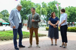 Premijerka APV Gojković, predsednik Skupštine APV Juhas i gradonačelnik Subotice Bakić u obilasku Vodotornja