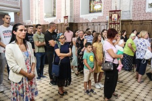 Liturgija, bogosluženje i parastos za žrtve "Oluje"