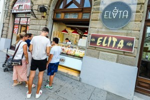 Poslastičarnica "Elita" na Korzou (Korzo 9)