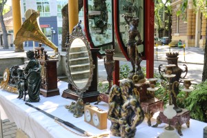 Sajam kolekcionara i antikviteta (Market pijaca)