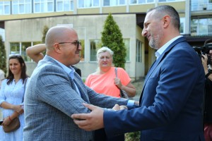 Poseta pomoćnika gradonačelnika i predsednika Skupštine bebama rođenim na Dan grada