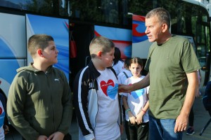 Doček dece u akciji "Deci Kosmeta sa osmehom, zajedno u školskim klupama"