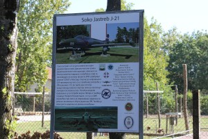 Trenažni "Jastreb NJ-21" u parku Mini Jugoslavija