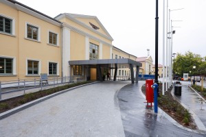 Predsednik Vučić u obilasku završnih radova na Železničkoj stanici u Subotici