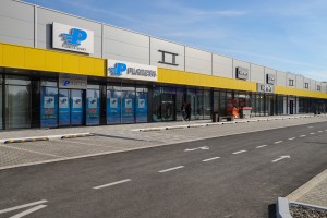 Tržni centar "SUper shop" - Bajnatska 21