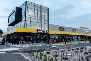 Tržni centar "SUper SHOP" - svečano otvaranje i koncert Lexington benda