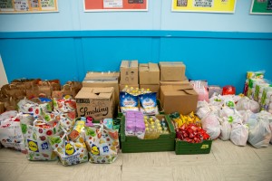 Učenici Medicinske škole prikupljali paketiće za socijalno ugrožene