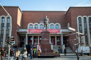 Polaganje venaca na spomenik kralju Petru Prvom Karađorđeviću