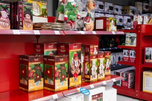 Elementa - praznična dekoracija za vaš životnii poslovni ambijent