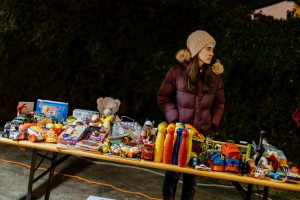 IV adventski humanitarni vašar u dvorištu župe Marija Majka Crkve