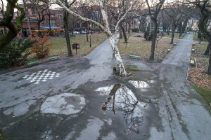 Železnička stanica i Park Ferenca Rajhla