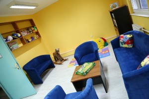 Оtvaranje obnovljene prostorije gde će se odvijati viđenja u kontrolisanim uslovima dece i roditelja sa kojima deca ne žive