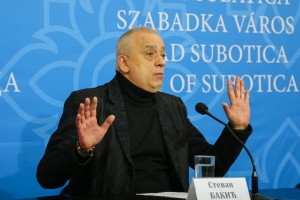 Obraćanje gradonačelnika na temu studentskih protesta i dekana dva fakulteta