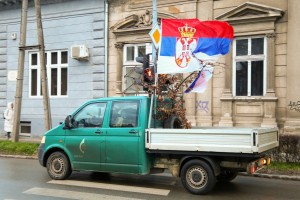 Polazak na seču badnjaka - organizovana povorka do šume, posvećenje i povratak