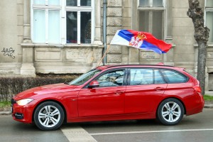 Polazak na seču badnjaka - organizovana povorka do šume, posvećenje i povratak