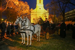 Paljenje badnjaka i prigodan program povodom Badnjeg dana