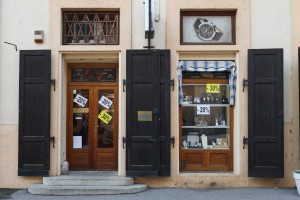 Prodaja satova  i nakita