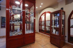 Prodaja satova  i nakita