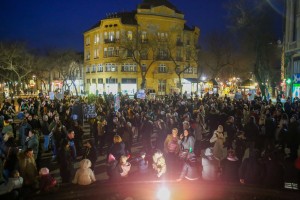 Protestni skup prosvetnih radnika, učenika i roditelja