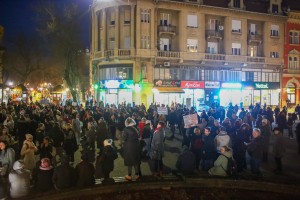 Protestni skup prosvetnih radnika, učenika i roditelja