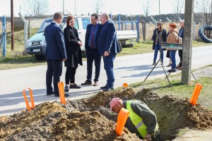 Obilazak radova na proširenju vodovodne mreže u naselju Zorka
