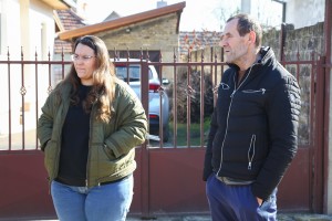 Teško prohodna (neasfaltirana) ulica Skendera Kulenovića na Zorki