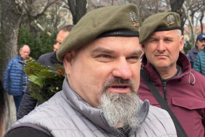 Polaganje venaca na Spomenik "Njihovoj vernosti"