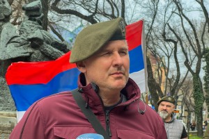 Polaganje venaca na Spomenik "Njihovoj vernosti"