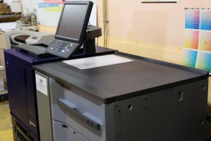 Savremena digitalna štamparska mašinu za Politehničku školu