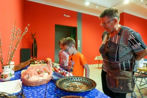 Radionica šaranja jaja voskom u Gradskom muzeju