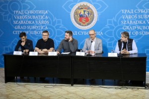 Najava premijere predstave "Usamljeni zapad"