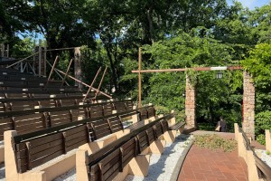 Zamena stubova na Letnjoj pozornici