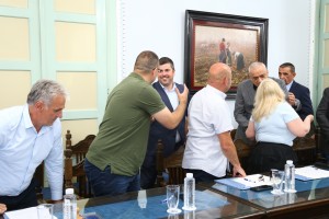 Potpisivanje ugovora o dodeli plastičnih posuda za prikupljanje reciklabilnog otpada